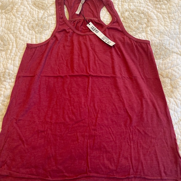 IAB Razor Back Tank - Picture 3 of 3